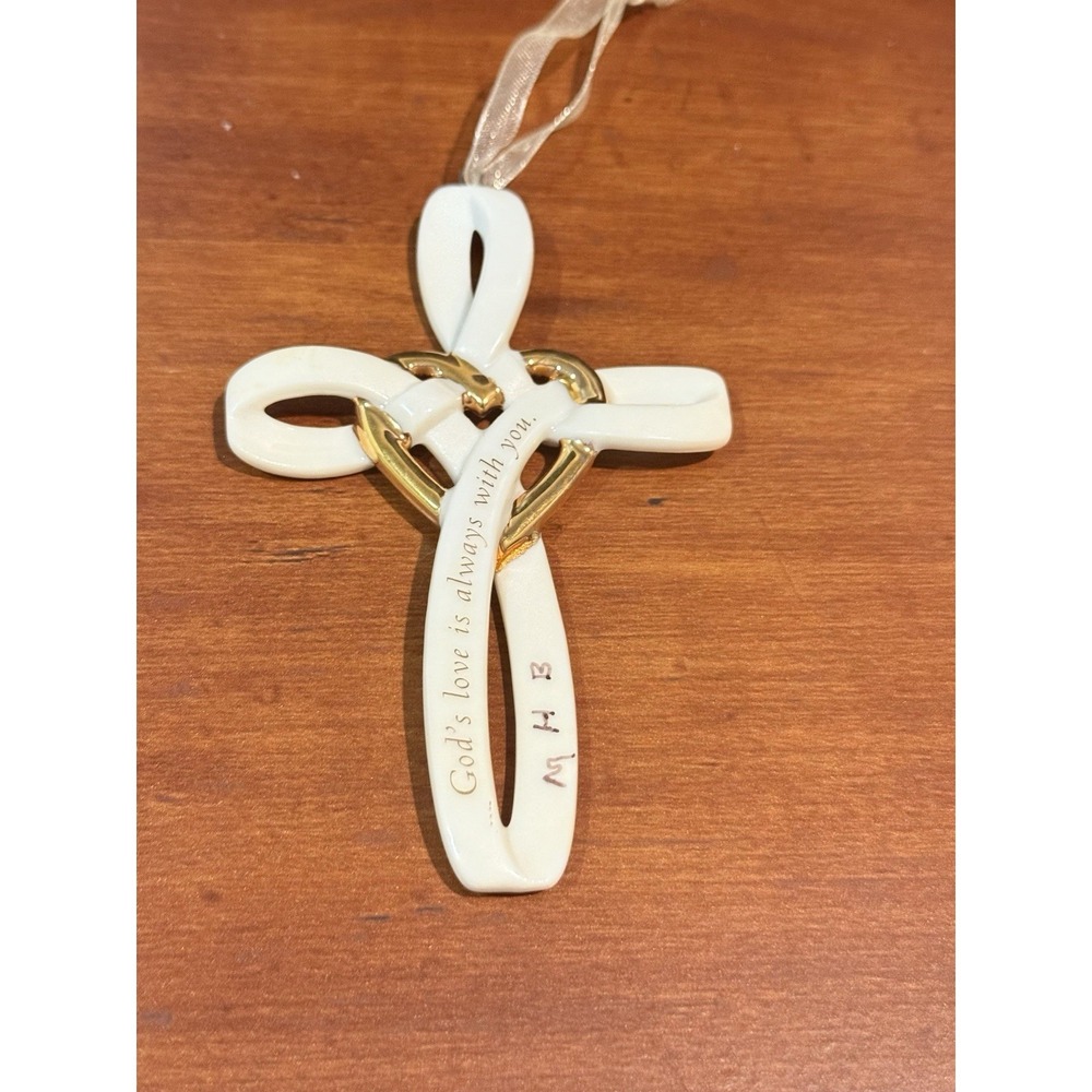 2015‎ HALLMARK "GOD'S LOVE" KEEPSAKE PORCELAIN CHISTMAS CROSS ORNAMENT W/RIBBON